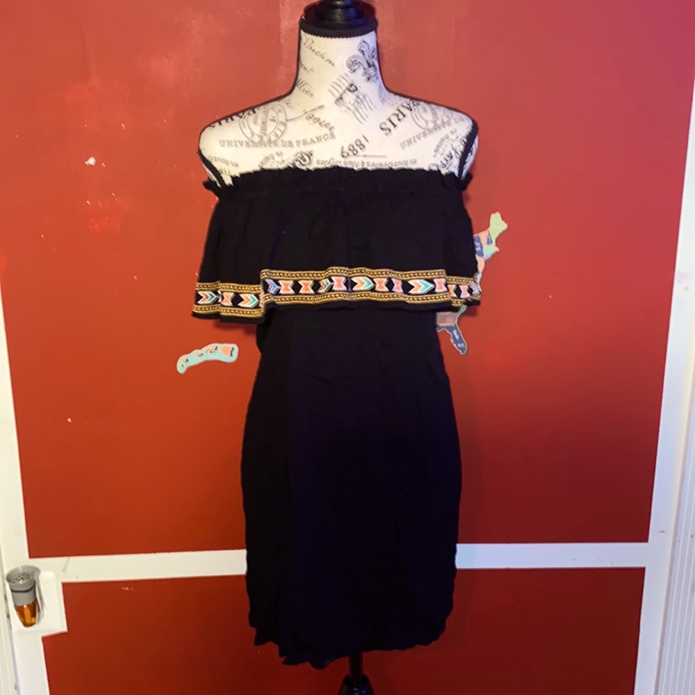 Off the shoulders size xsmall Mexican style dress never worn